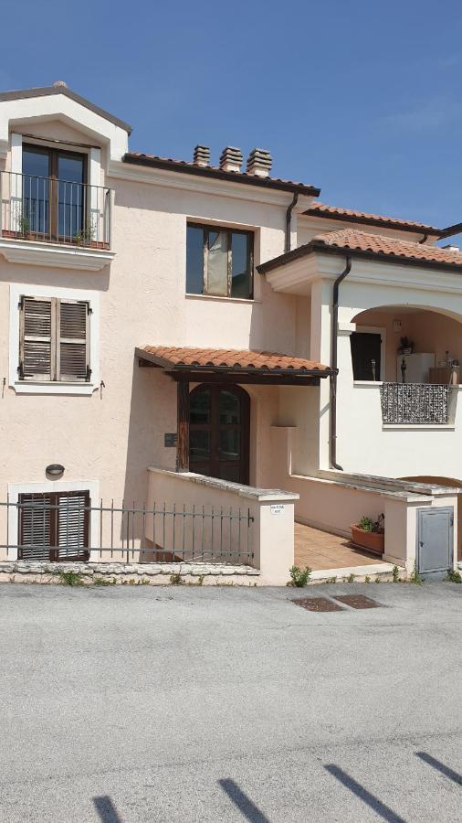 A Casa Di Daniele Porto Potenza Picena Exterior foto